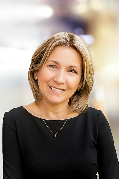 Portrait of Tina White, REALTOR®.